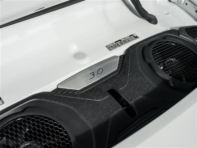 Used 2025 Porsche 911 Carrera image 32