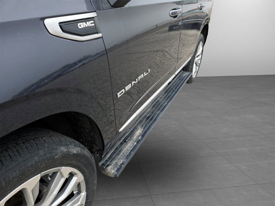 Used 2023 GMC Yukon Denali image 33