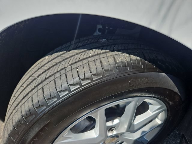 Used 2024 Chevrolet Equinox LT w/ LPO, Floor Liner Package FWD image 27