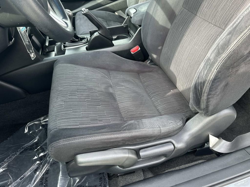 Used 2011 Honda Accord LX-S image 25