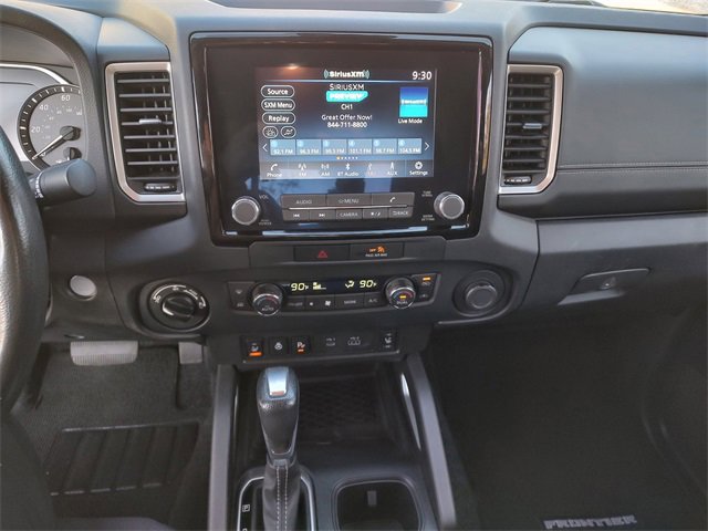 Used 2022 Nissan Frontier SV image 16