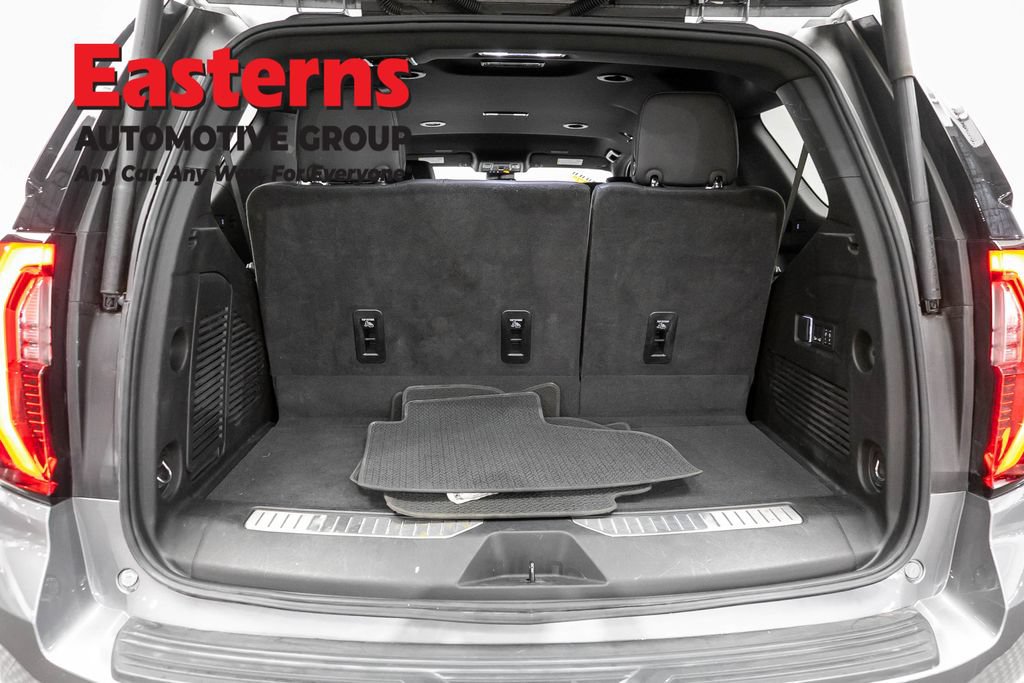 Used 2025 GMC Yukon Denali AWD/4WD image 9