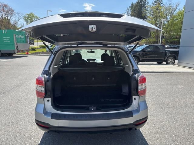 Used 2015 Subaru Forester 2.5i Premium w/ All-Weather Package AWD/4WD image 9