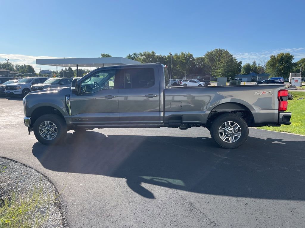 New 2026 Ford F250 4x4 Crew Cab Super Duty image 6
