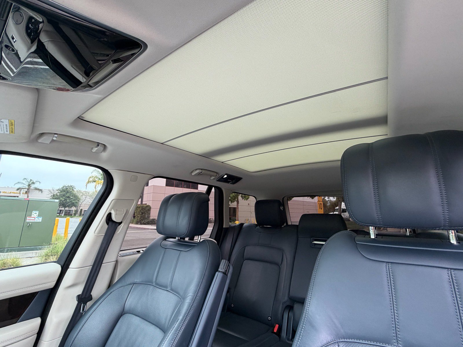 Used 2019 Land Rover Range Rover HSE AWD/4WD image 18