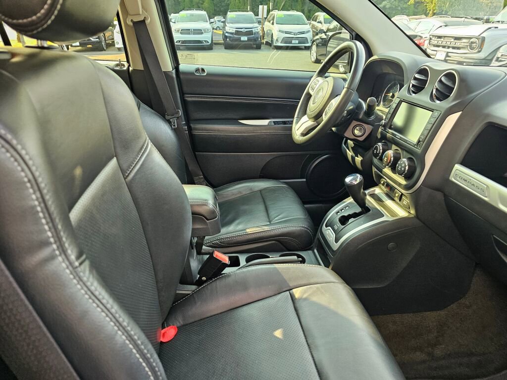 Used 2016 Jeep Compass High Altitude image 10