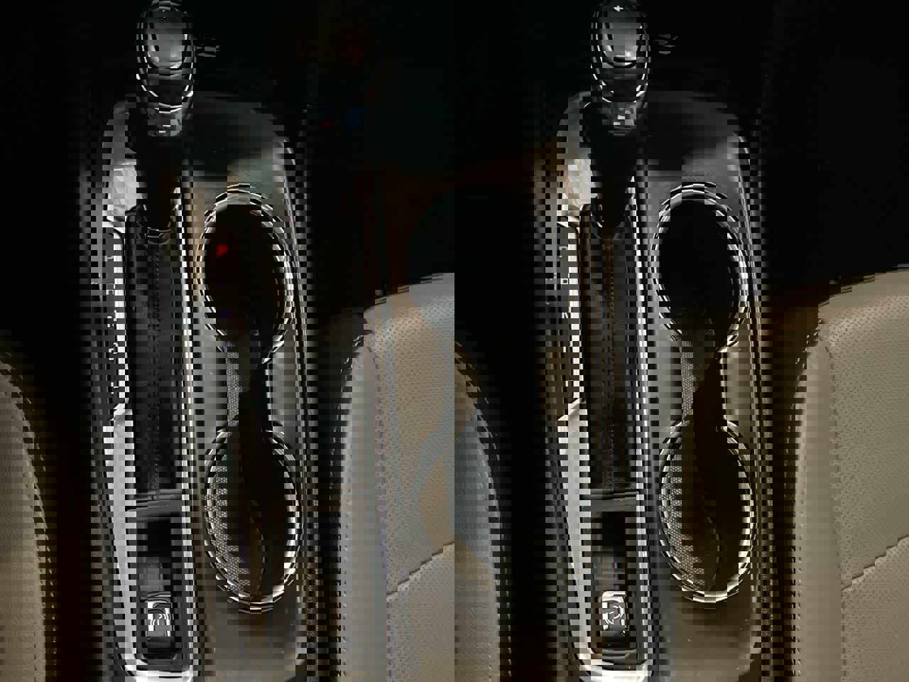 Used 2018 Chevrolet Equinox Premier image 21