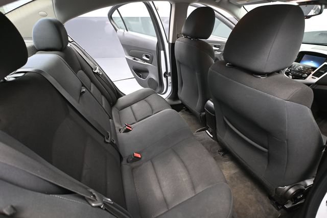Used 2016 Chevrolet Cruze LT FWD image 36