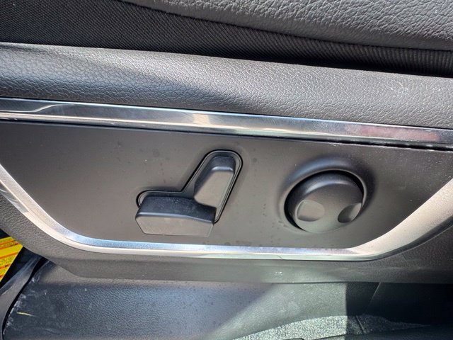 New 2026 RAM 1500 Laramie w/ Chrome Appearance Group AWD/4WD image 17