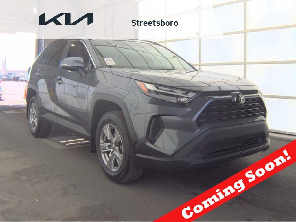 Used 2024 Toyota RAV4 XLE w/ Convenience Package image 1