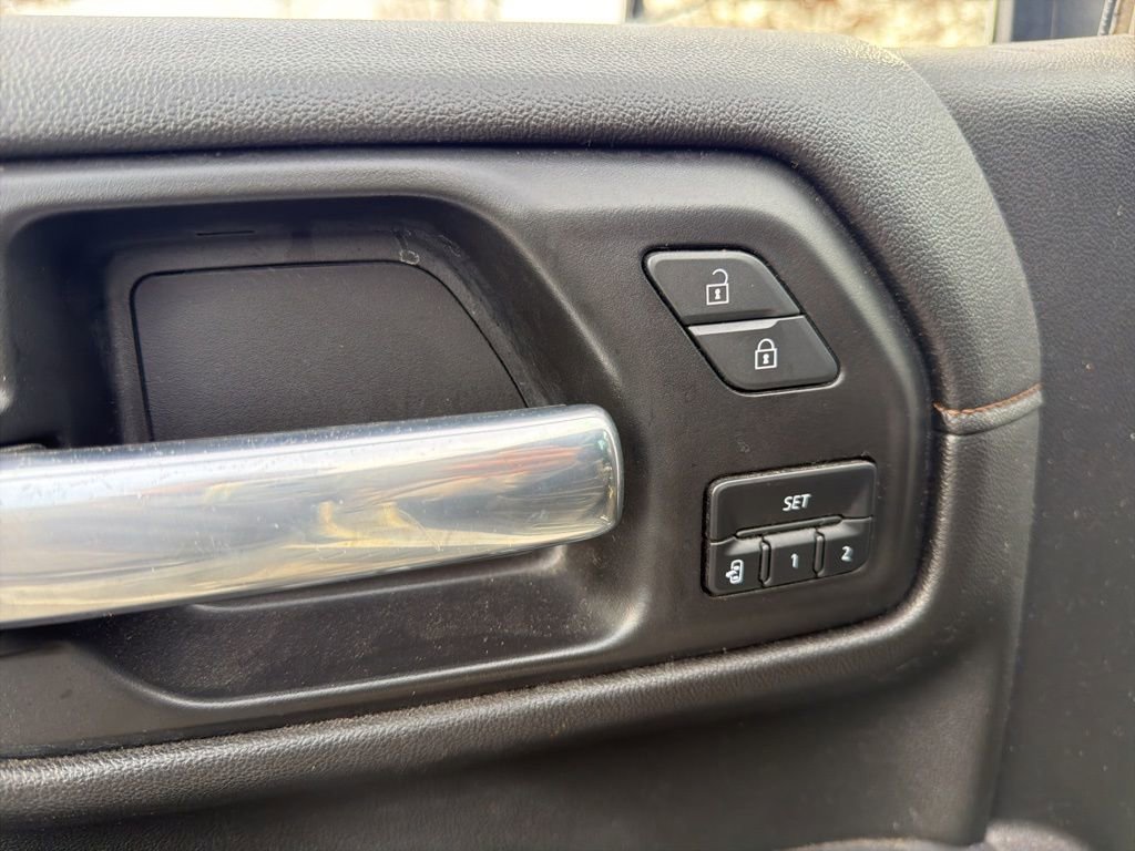 Used 2021 GMC Sierra 1500 AT4 image 12