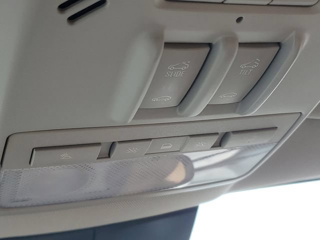 Certified 2017 Buick Encore Essence FWD image 30
