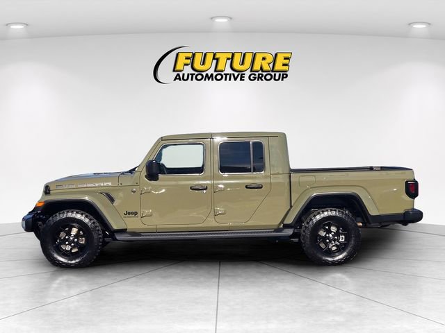 Used 2025 Jeep Gladiator Sport image 7