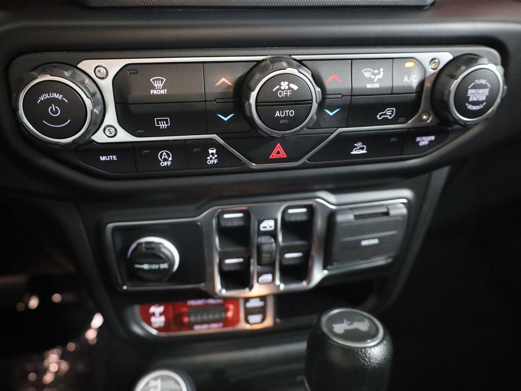 Used 2023 Jeep Wrangler Unlimited Rubicon AWD/4WD image 25