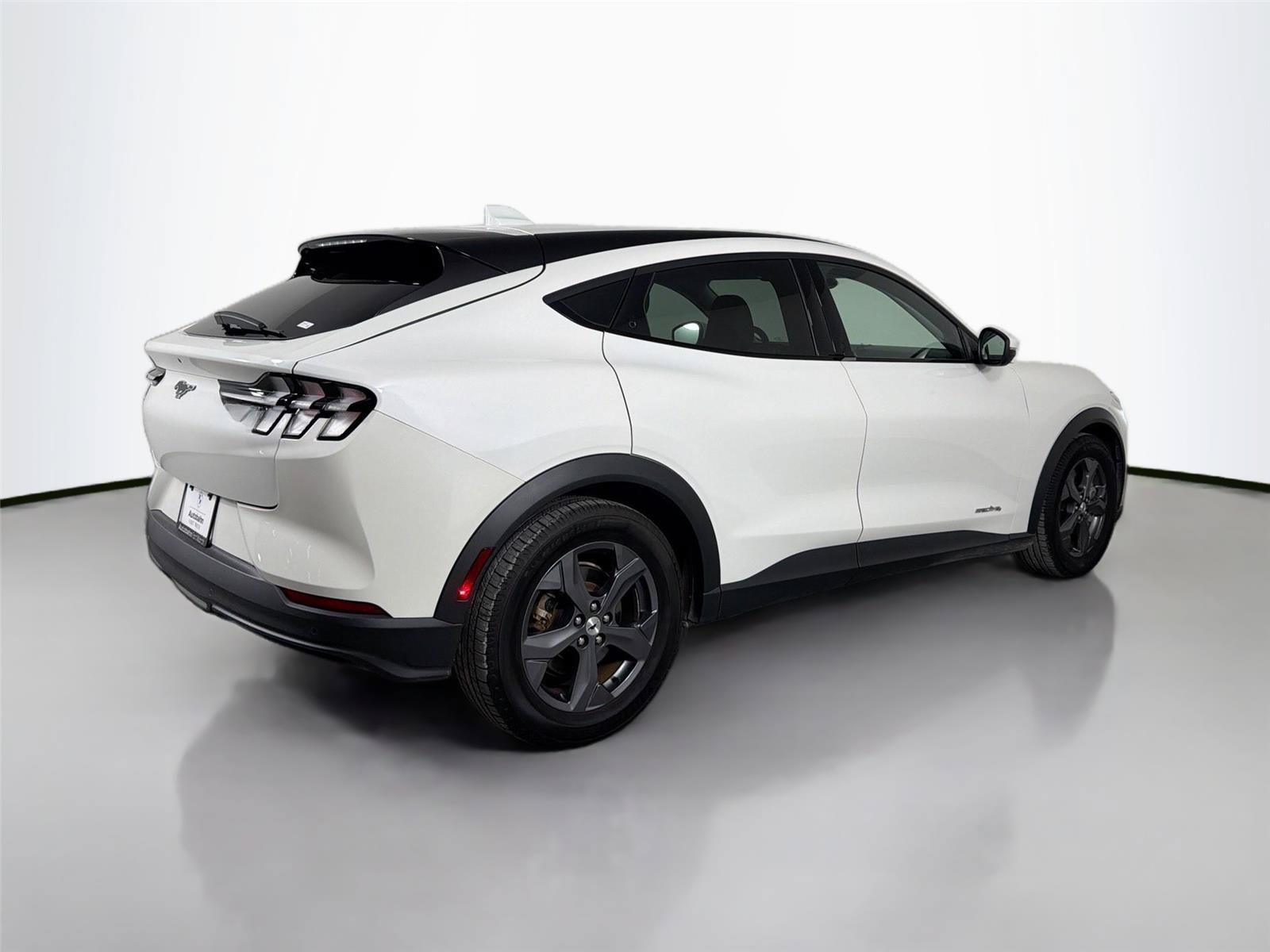 Used 2022 Ford Mustang Mach-E Select AWD/4WD image 6