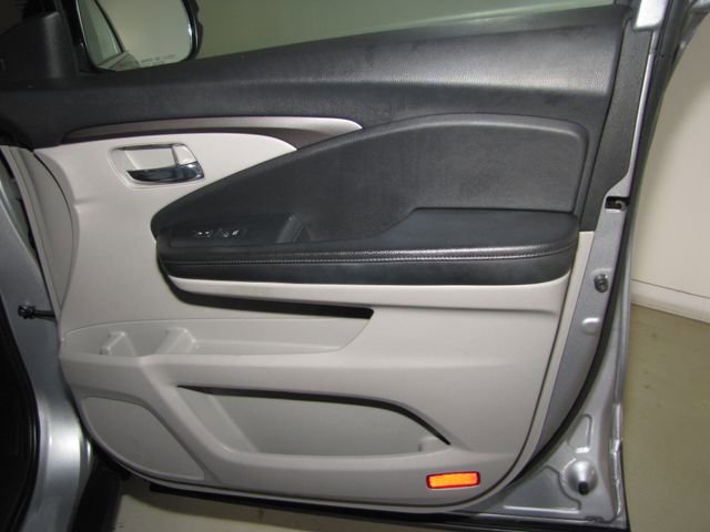 Certified 2021 Honda Pilot Special Edition image 23
