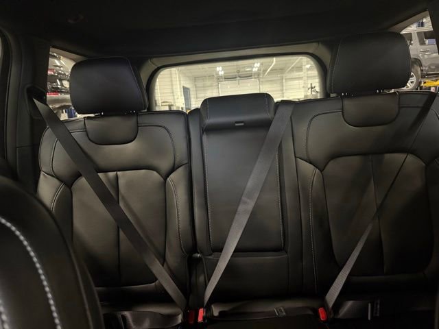 New 2025 Jeep Grand Cherokee Limited w/ Trailer Tow Package image 15