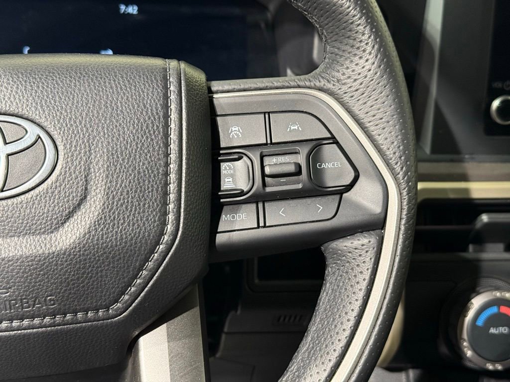 Certified 2025 Toyota Tacoma TRD Off-Road image 22