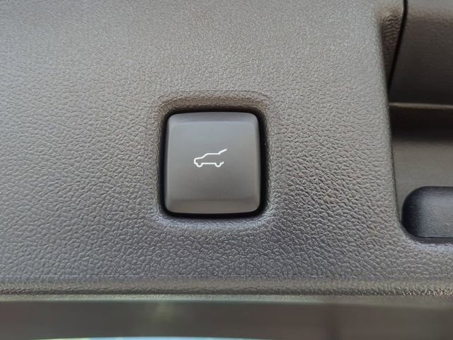 New 2025 Ford Escape SE w/ PHEV Premium Package image 14