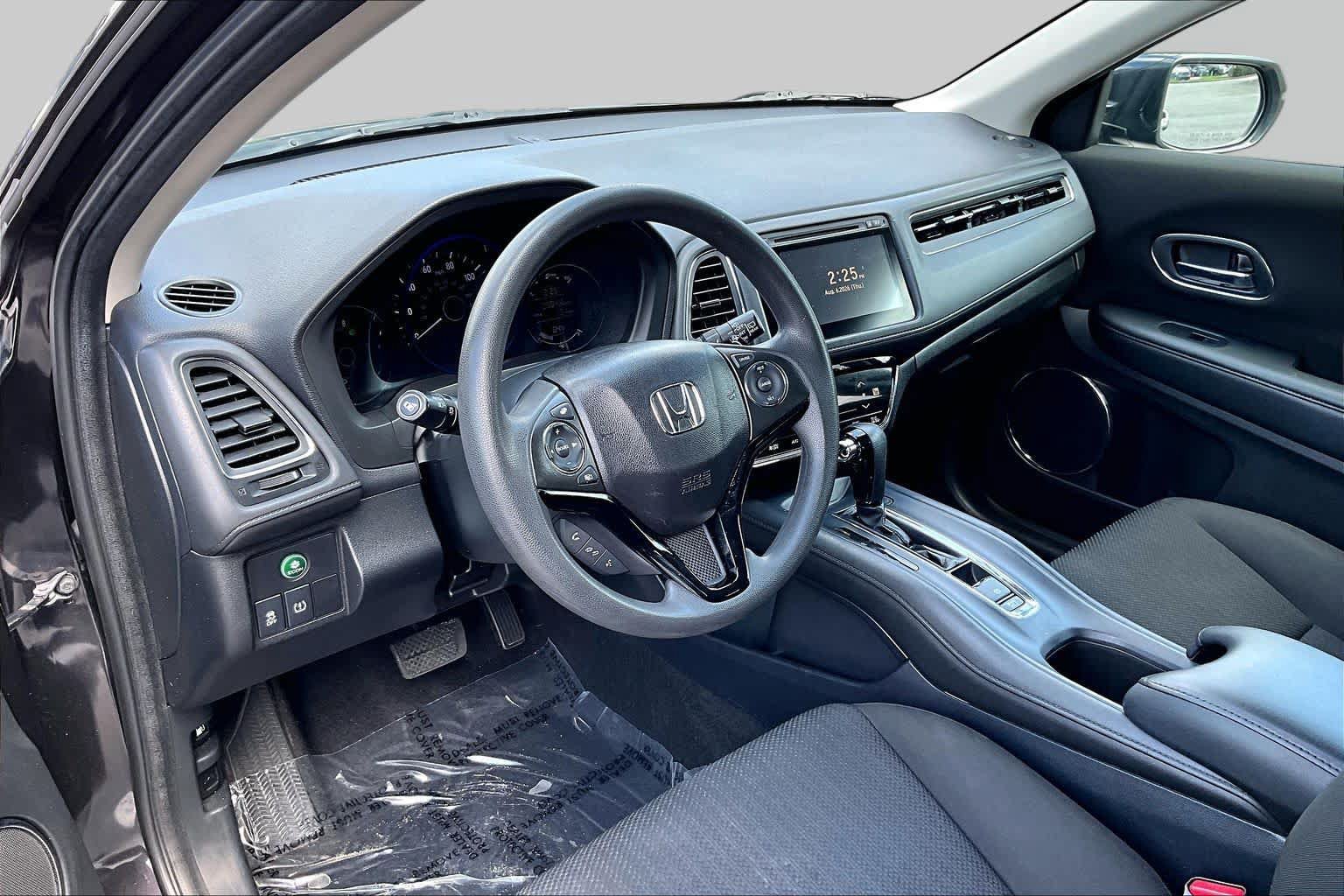 Used 2018 Honda HR-V EX image 18