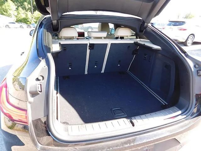 Used 2022 BMW X4 xDrive30i w/ Convenience Package image 8