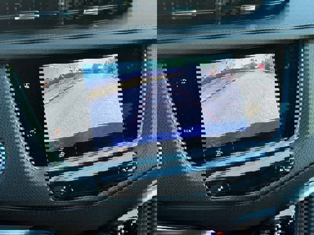 New 2026 Cadillac XT5 Luxury image 4