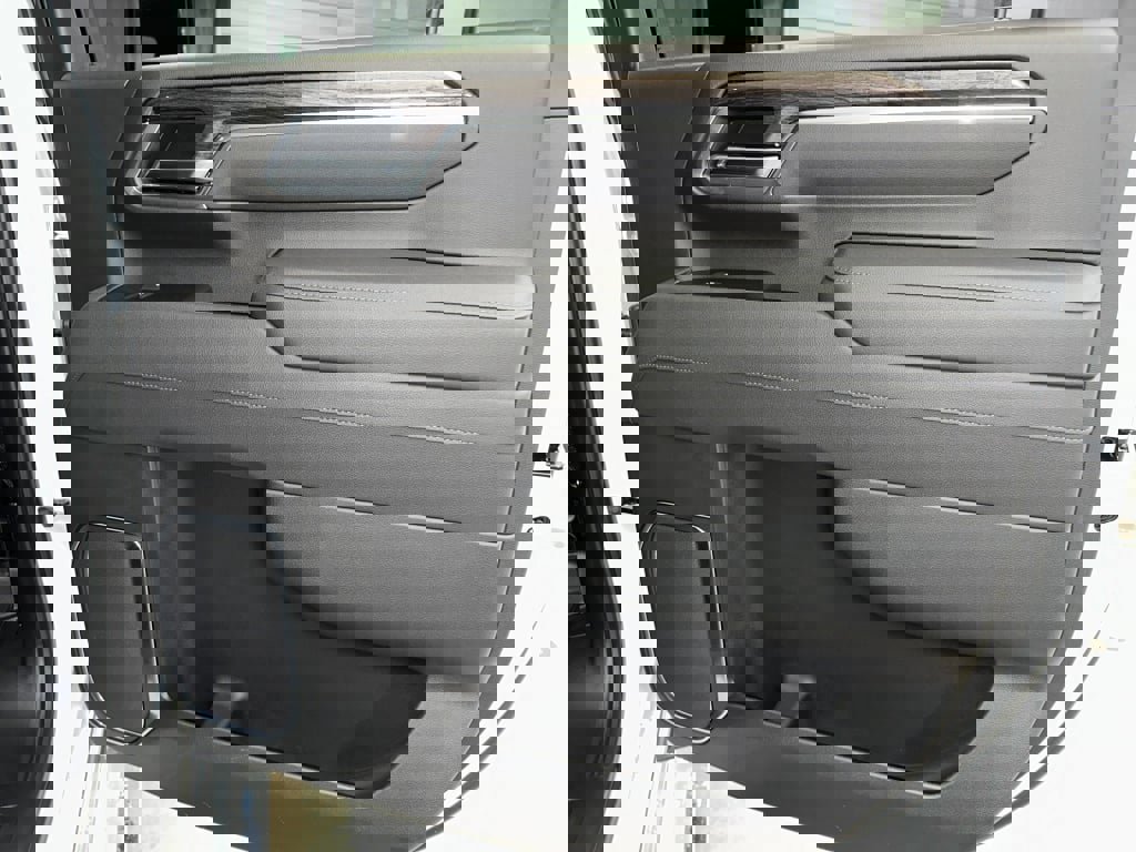 Certified 2026 Chevrolet Silverado 2500 LTZ w/ LTZ Premium Package image 31