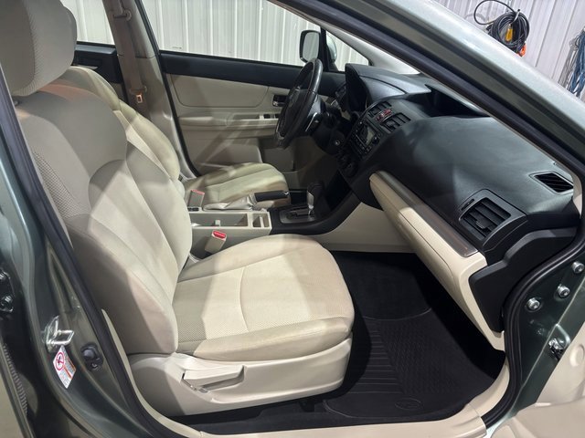 Used 2014 Subaru Impreza 2.0i Premium image 27