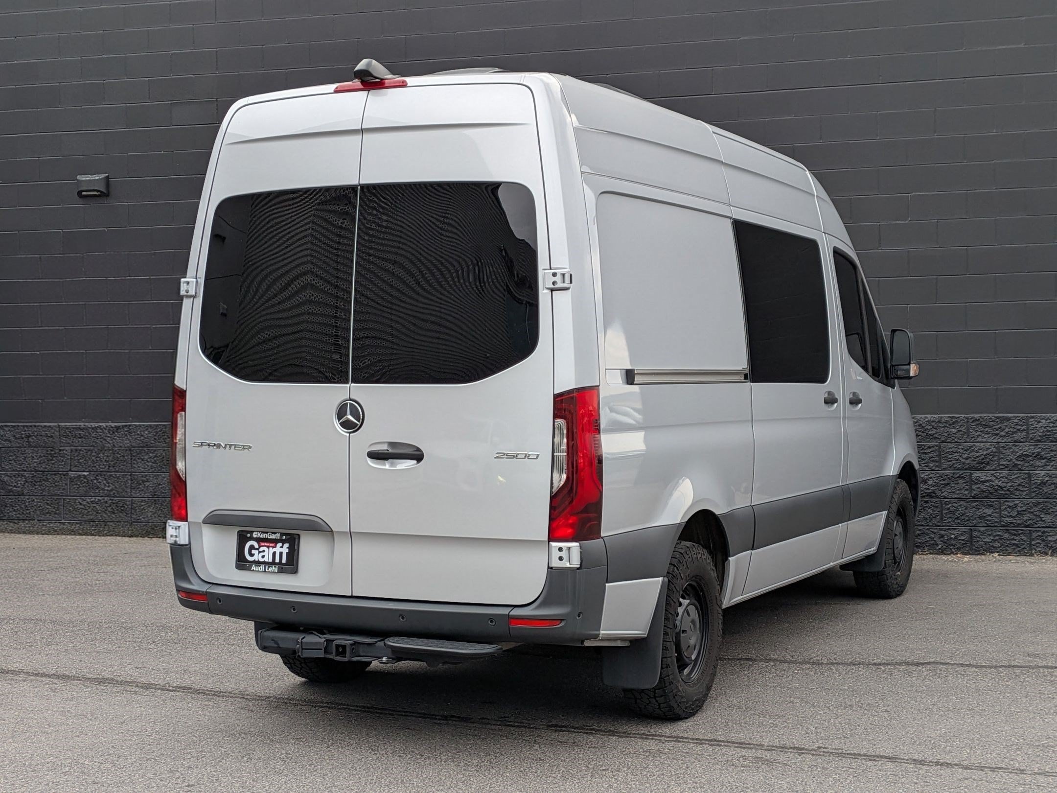Used 2024 Mercedes-Benz Sprinter 2500 image 6