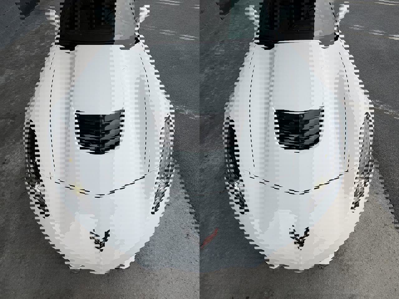 Used 2015 Chevrolet Corvette Z06 w/ 3LZ Preferred Equipment Group image 3