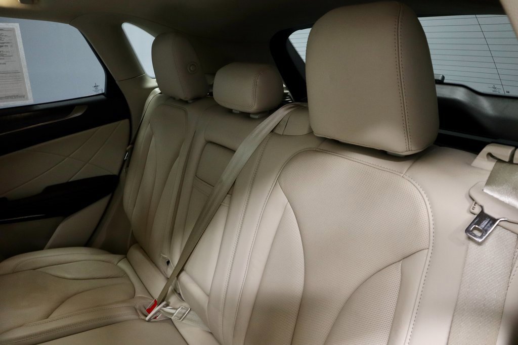 Used 2018 Lincoln MKC Reserve w/ Lincoln MKC Climate Package image 24