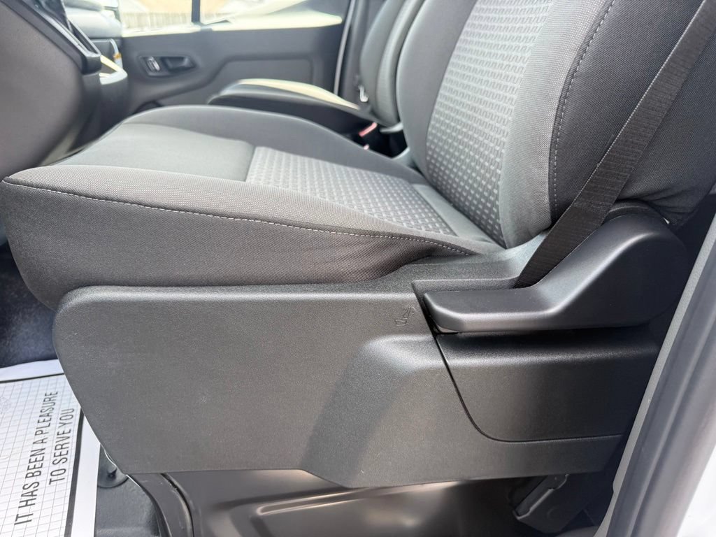 New 2026 Ford Transit 250 Low Roof w/ Load Area Protection Package RWD image 17