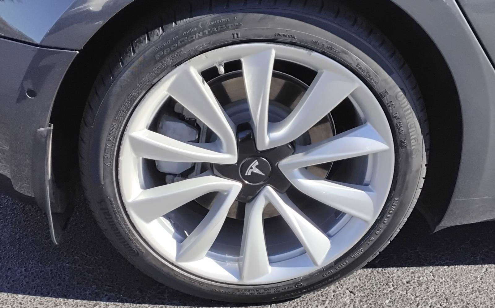 Used 2018 Tesla Model 3 Long Range image 14