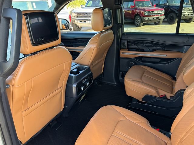 Used 2023 Ford Expedition Max Platinum AWD/4WD image 17