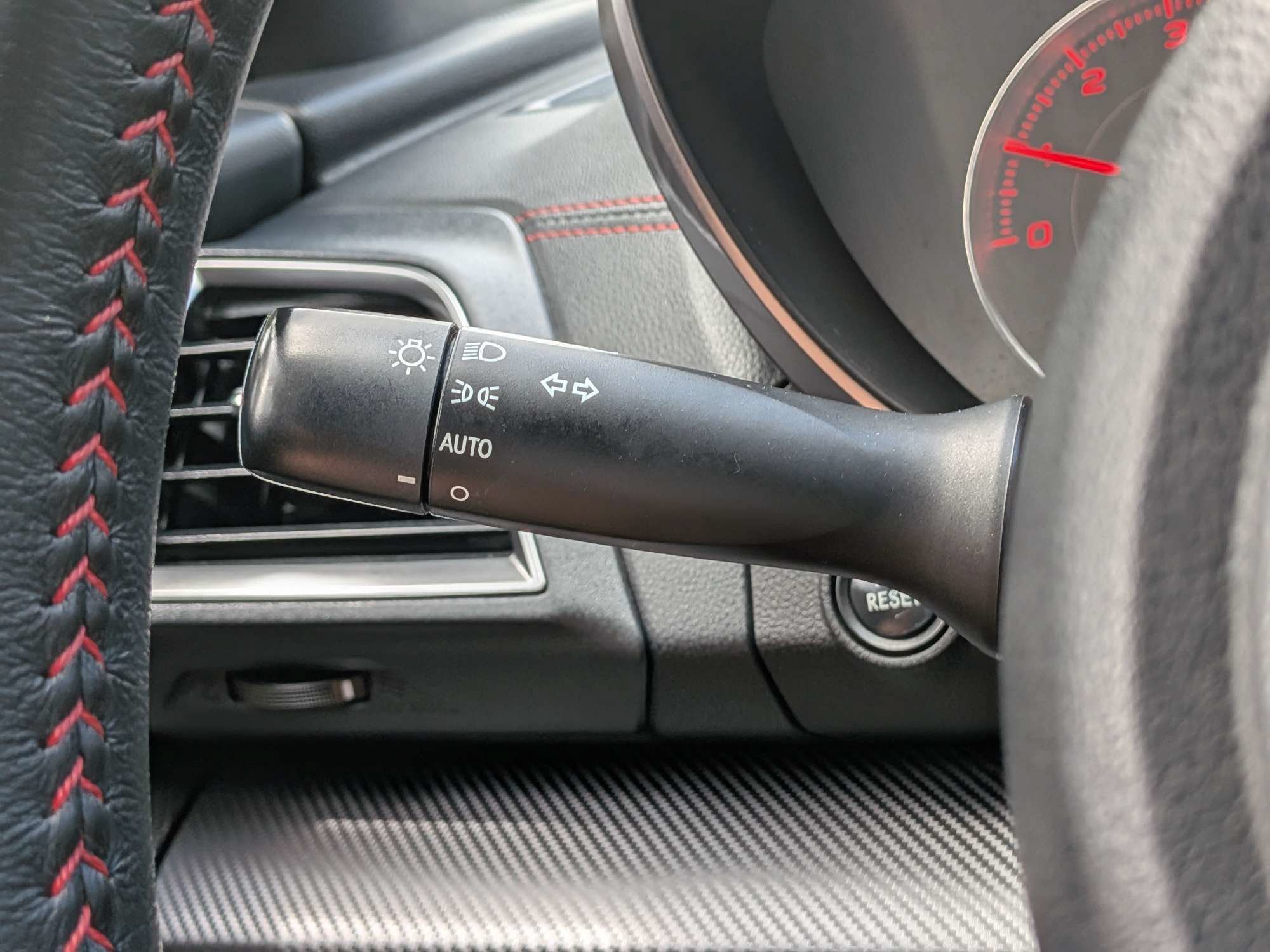Used 2018 Subaru Impreza 2.0i Sport AWD/4WD image 29