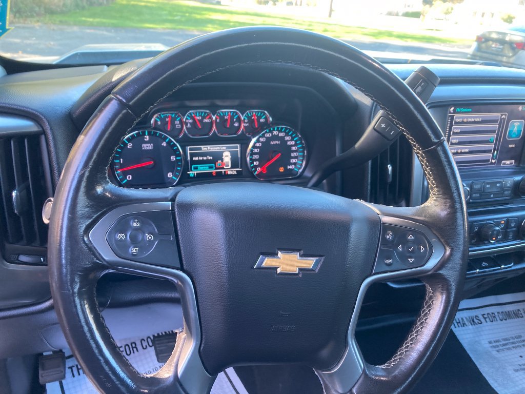 Used 2018 Chevrolet Silverado 1500 LT w/ All Star Edition AWD/4WD image 18