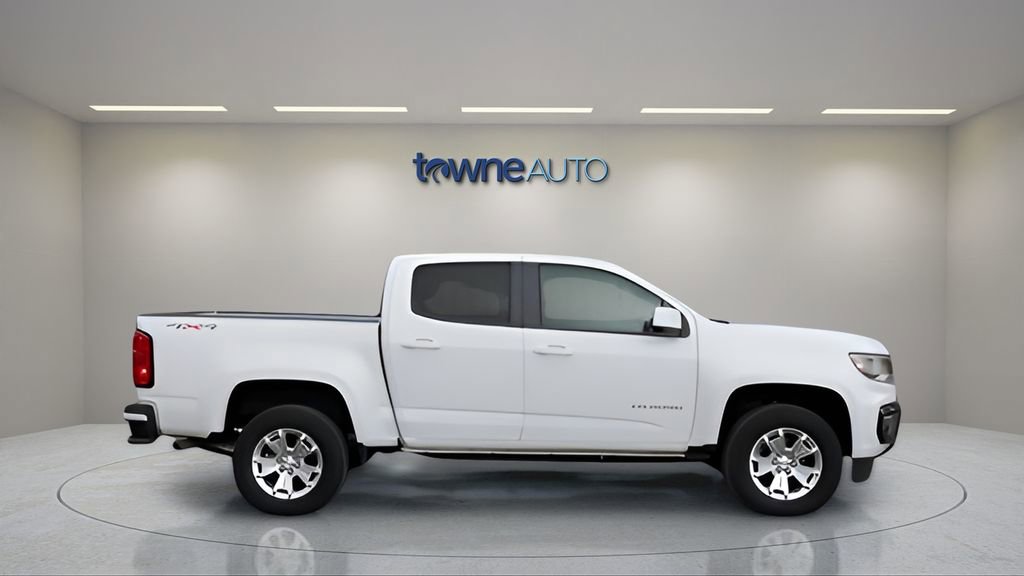 Used 2022 Chevrolet Colorado LT AWD/4WD image 7