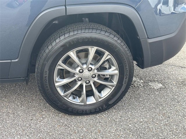 Used 2021 Jeep Cherokee Latitude Plus image 12