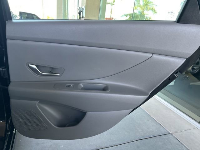 Certified 2026 Hyundai Elantra SE image 25