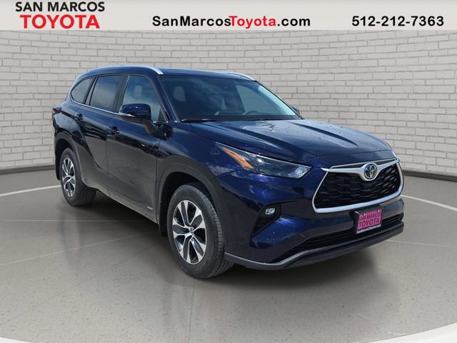 New 2026 Toyota Highlander XLE AWD/4WD image 3