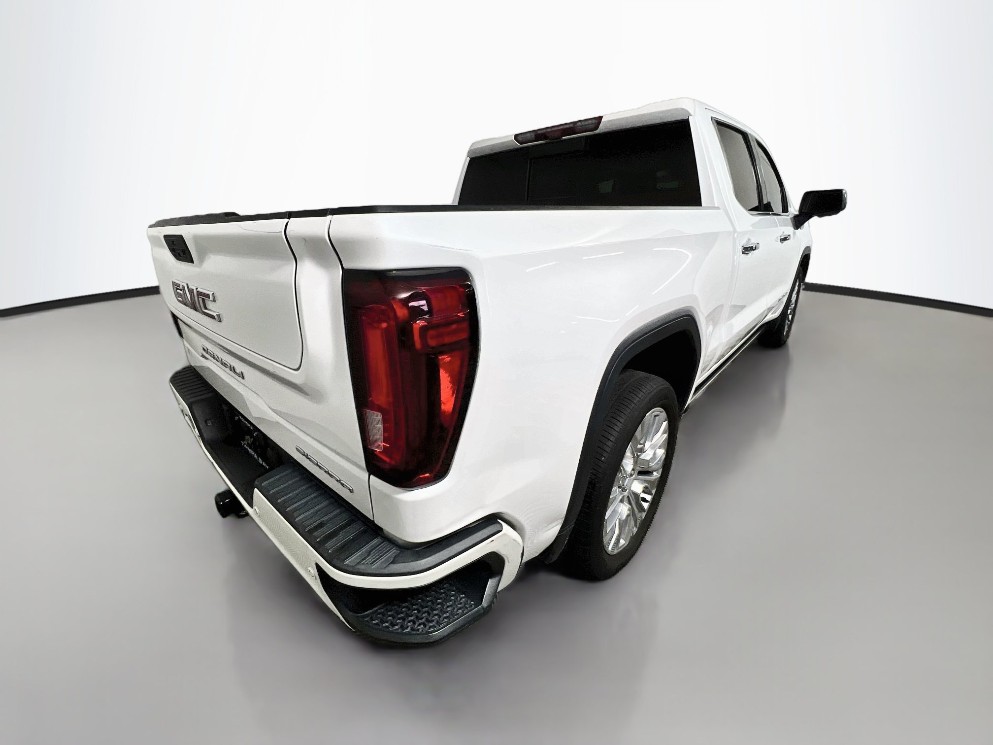 Used 2021 GMC Sierra 1500 Denali w/ Denali Ultimate Package AWD/4WD image 4