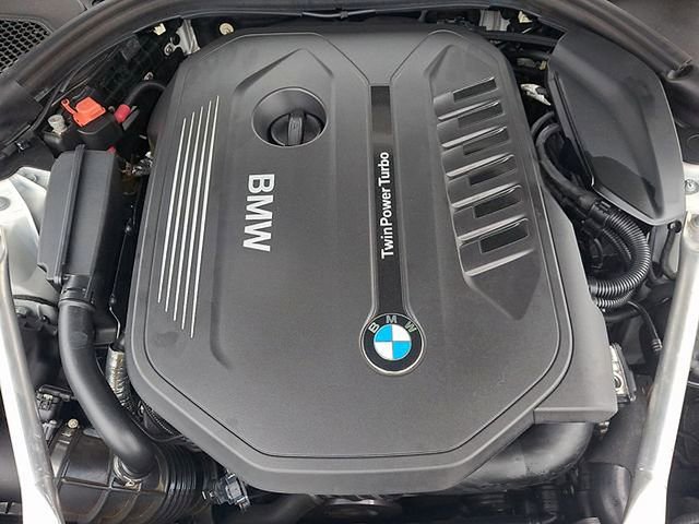 Used 2019 BMW 540i w/ M Sport Package RWD image 27