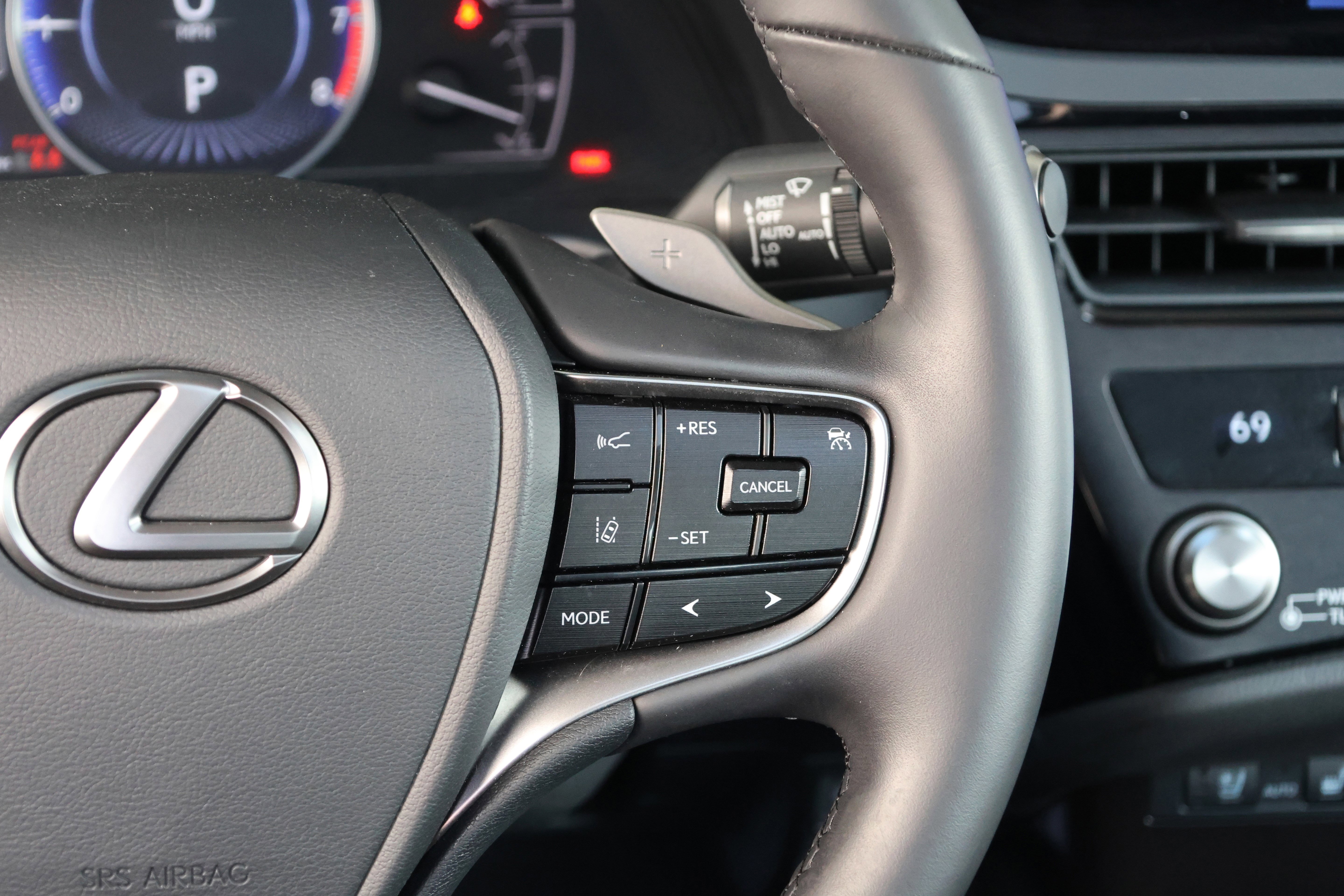 Used 2024 Lexus ES 350 350 w/ Premium Package image 29