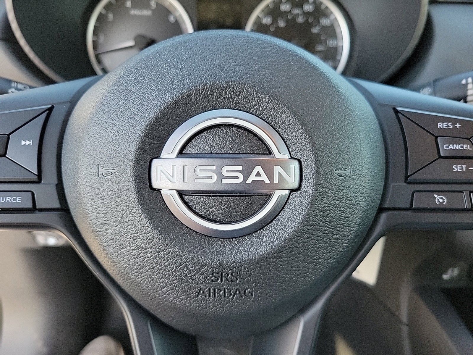 New 2025 Nissan Versa S w/ Trunk Package FWD image 27