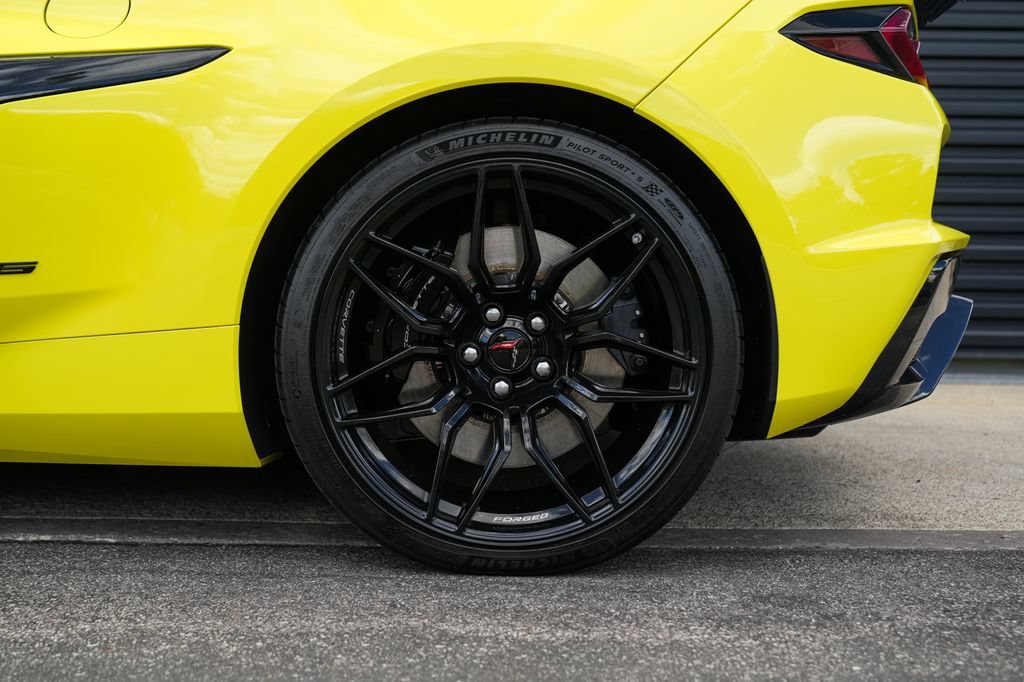 Used 2023 Chevrolet Corvette Z06 w/ Engine Appearance Package RWD image 12