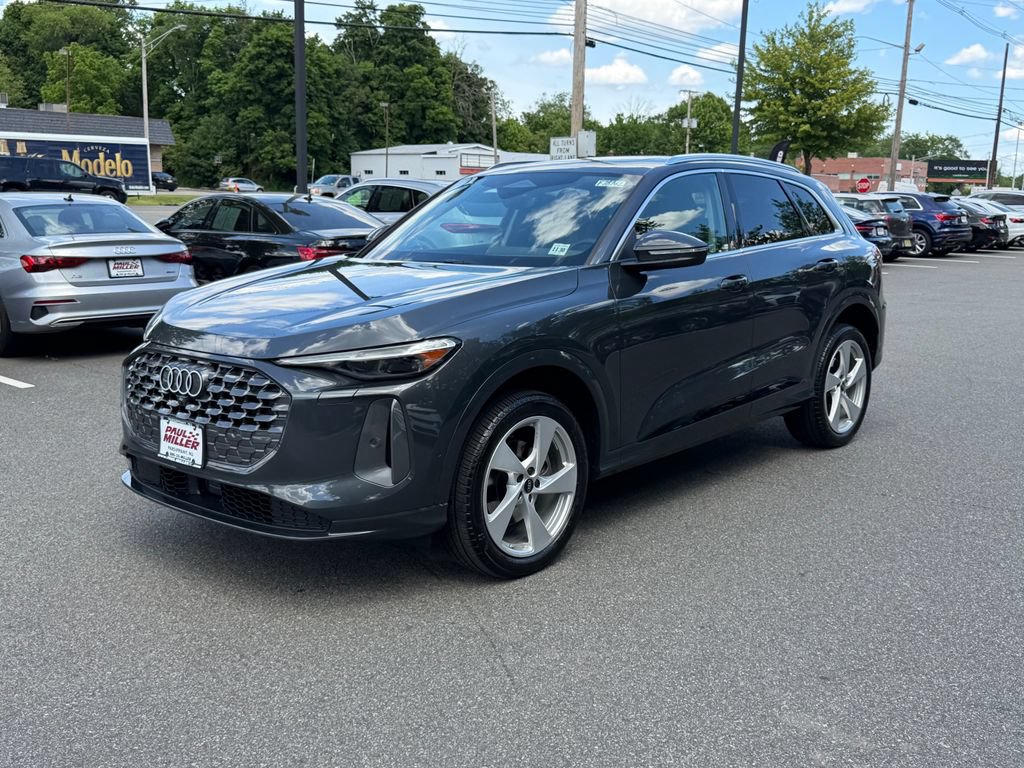 Used 2025 Audi Q5 Premium w/ Premium Plus