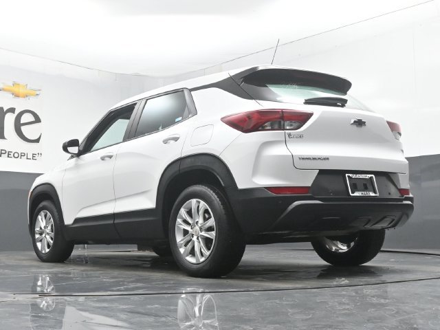 Used 2021 Chevrolet TrailBlazer LS FWD image 5