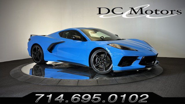 Used 2024 Chevrolet Corvette Stingray Premium Cpe w/ Z51 Performance Package RWD image 1