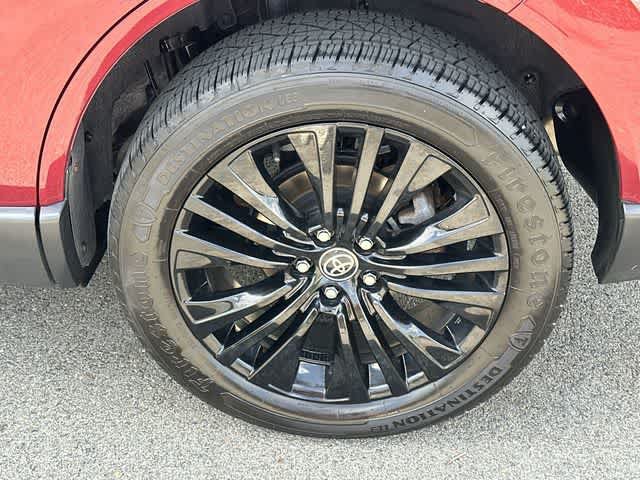 Used 2022 Toyota Venza XLE AWD/4WD image 5