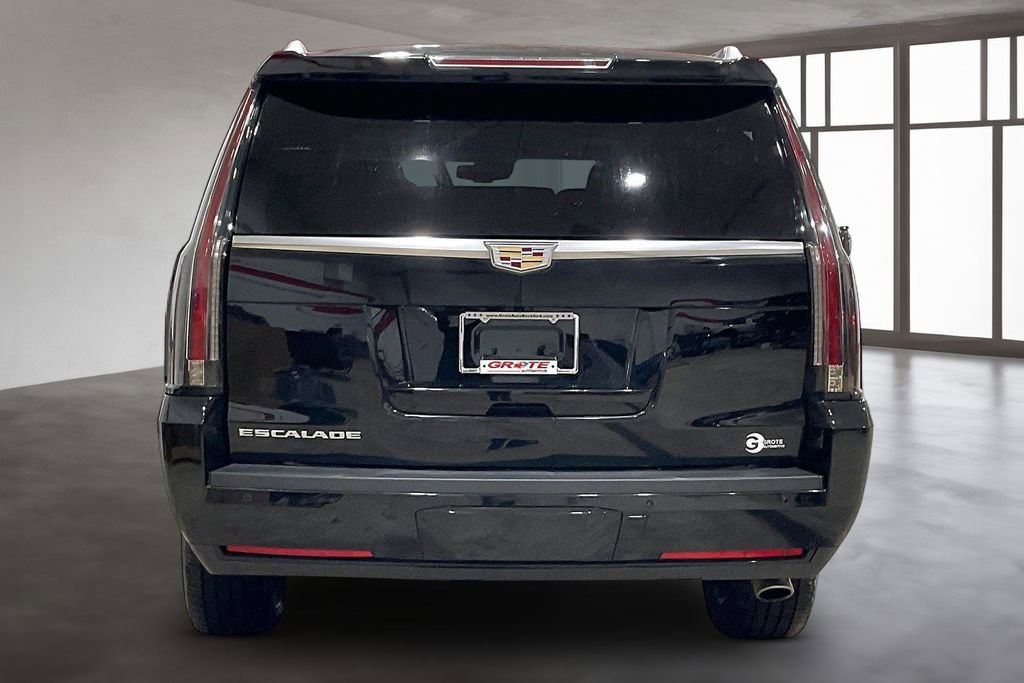 Used 2015 Cadillac Escalade ESV Premium image 4